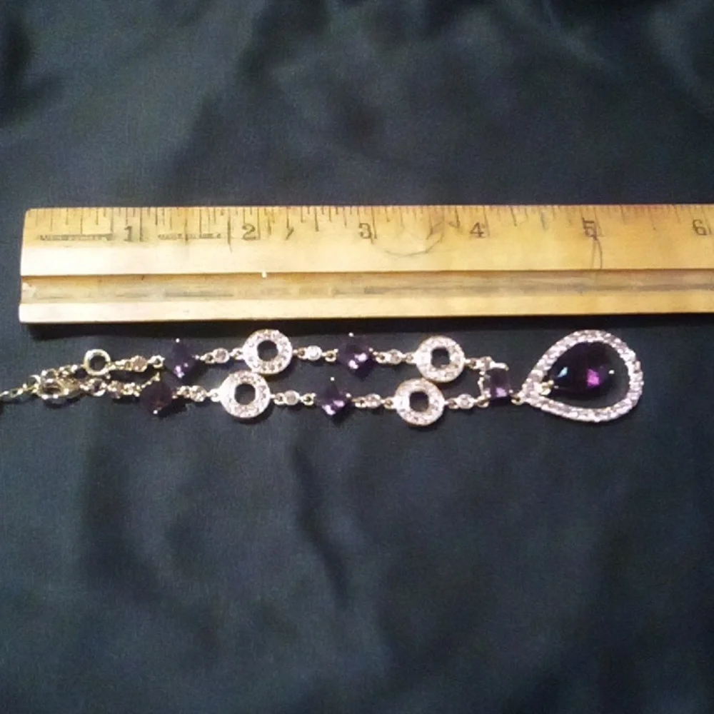 Beautiful Gold Tone Purple Stone Bracelet NVC